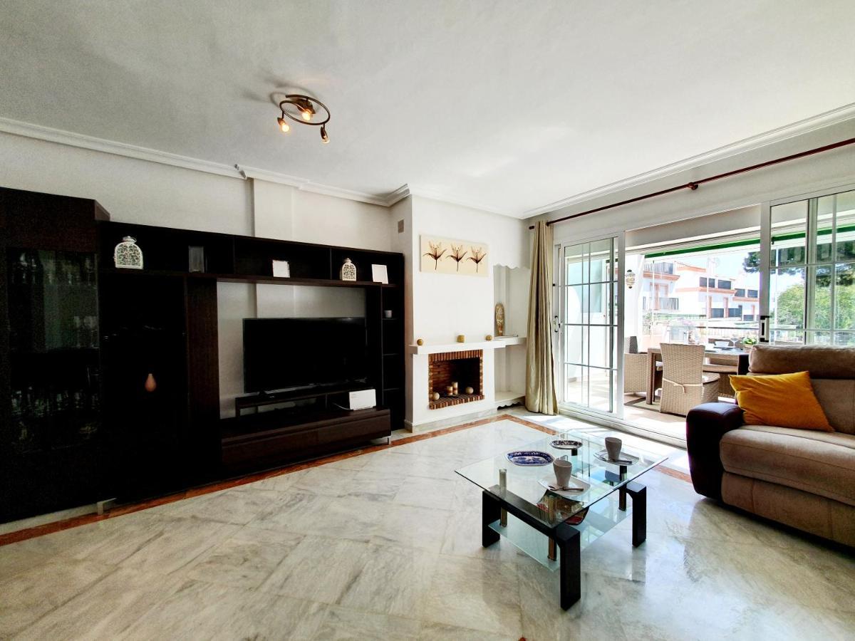 Lomas De Cabopino House Apartment Marbella Exterior photo