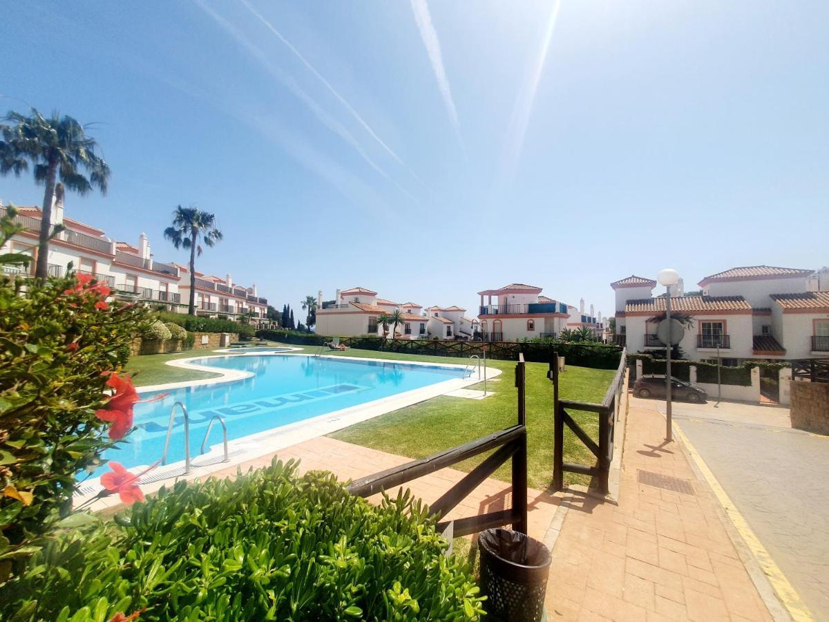 Lomas De Cabopino House Apartment Marbella Exterior photo